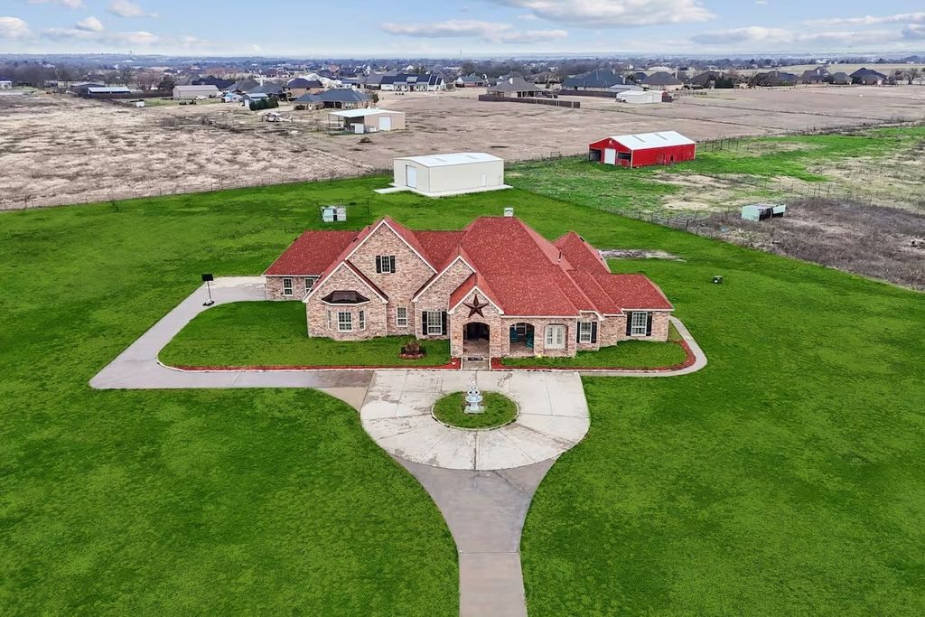 16383 CR 221, Forney, TX 75126