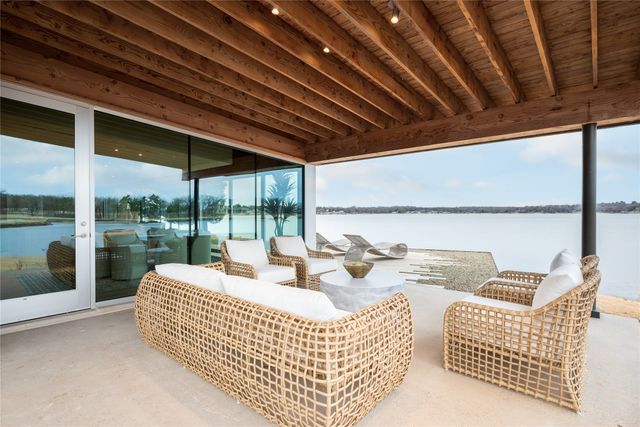 12590 Sea Island Drive, Malakoff, TX 75148