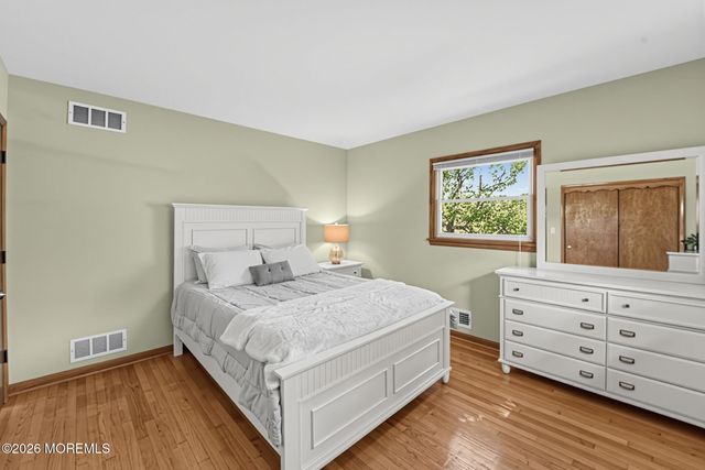 39 N Edward Street, Sayreville, NJ 08872