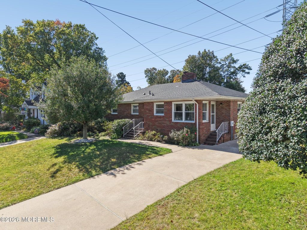 39 N Edward Street, Sayreville, NJ 08872