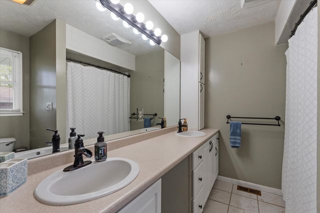 1114 Miami Road, Niles, MI 49120