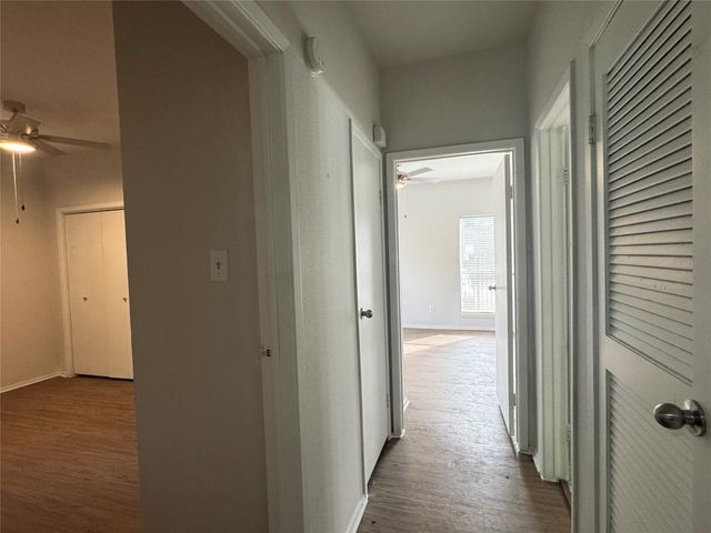 6602 Harbor Town Drive 303, Houston, TX 77036
