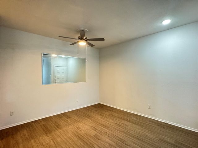 6602 Harbor Town Drive 303, Houston, TX 77036