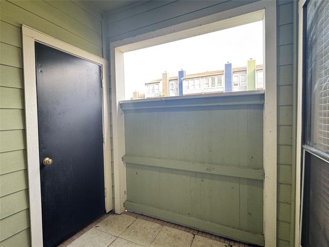 6602 Harbor Town Drive 303, Houston, TX 77036