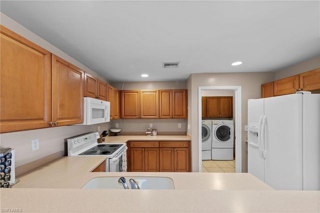 218 Pembroke ST, Lehigh Acres, FL 33974