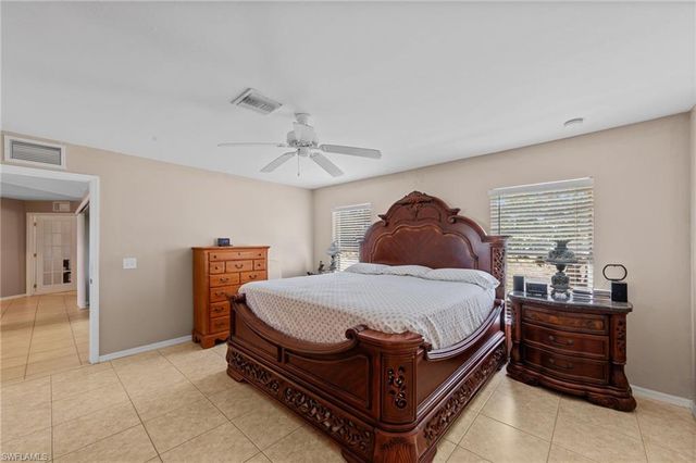 218 Pembroke ST, Lehigh Acres, FL 33974