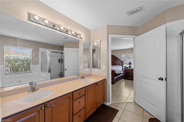 218 Pembroke ST, Lehigh Acres, FL 33974