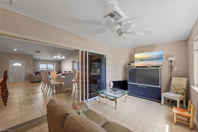 218 Pembroke ST, Lehigh Acres, FL 33974
