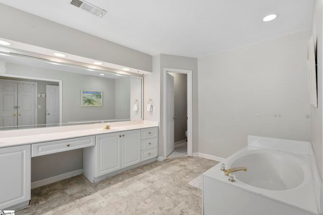 12 S Antigo Court, Greer, SC 29650