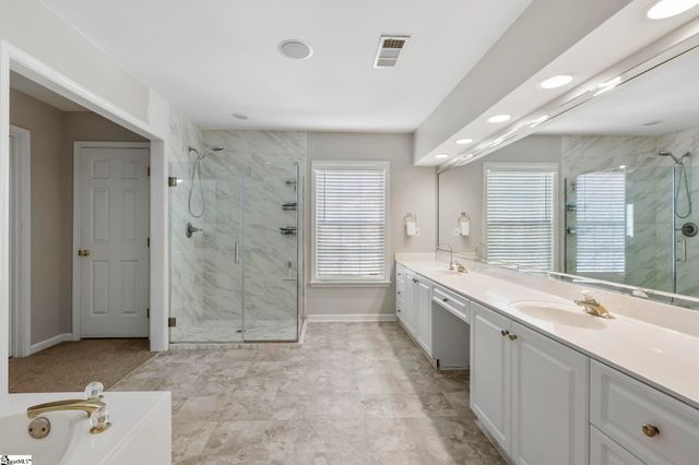 12 S Antigo Court, Greer, SC 29650