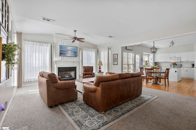 12 S Antigo Court, Greer, SC 29650