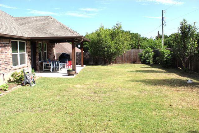 219 Prairie Wind Boulevard, Stephenville, TX 76401