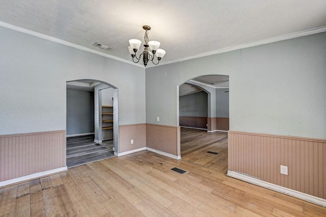858 Big Hawg Dr, Trinity, TX 75862