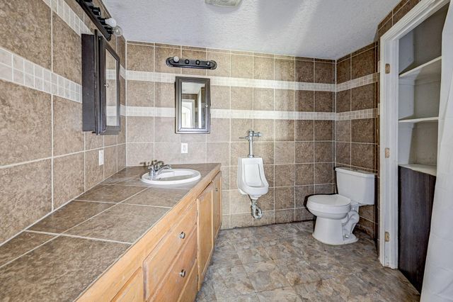 858 Big Hawg Dr, Trinity, TX 75862