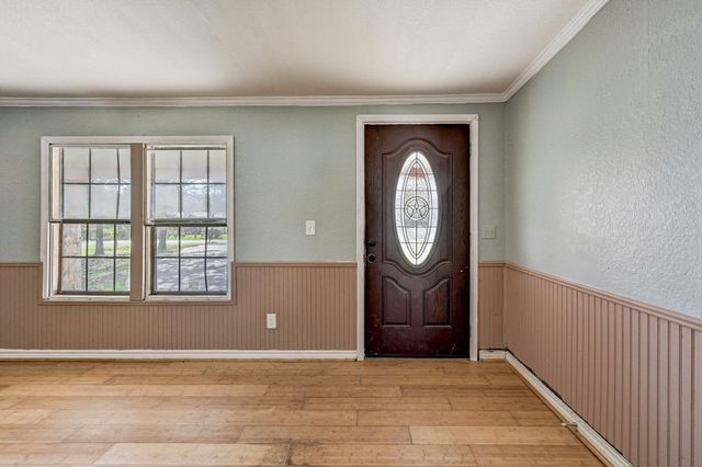 858 Big Hawg Dr, Trinity, TX 75862