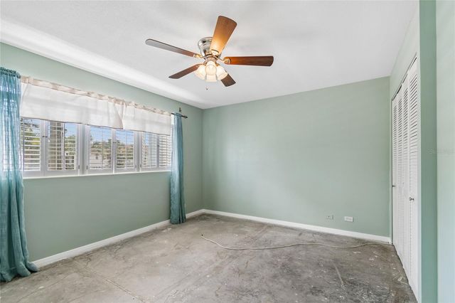 1365 N SNELL ISLE BOULEVARD NE 2E, St Petersburg, FL 33704
