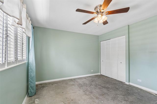 1365 N SNELL ISLE BOULEVARD NE 2E, St Petersburg, FL 33704