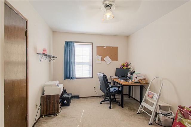 6442 NW 49th Street, Kansas City, MO 64151