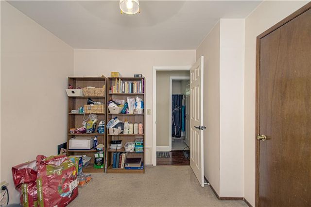 6442 NW 49th Street, Kansas City, MO 64151