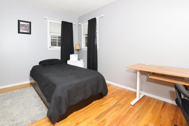 957 W Pine Hill Drive, Guilderland, NY 12303