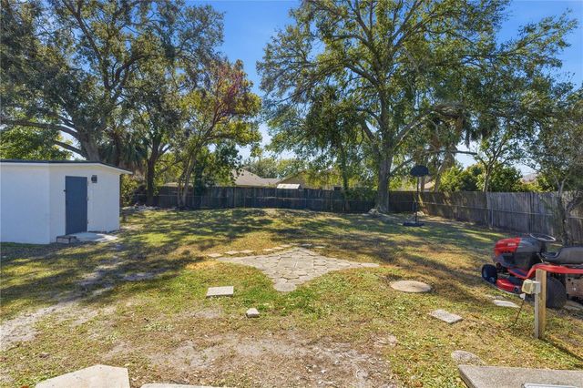 8902 W NORFOLK STREET, Tampa, FL 33615