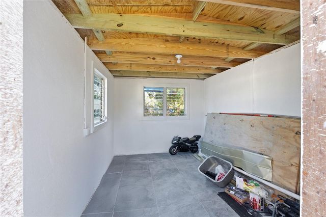 8902 W NORFOLK STREET, Tampa, FL 33615