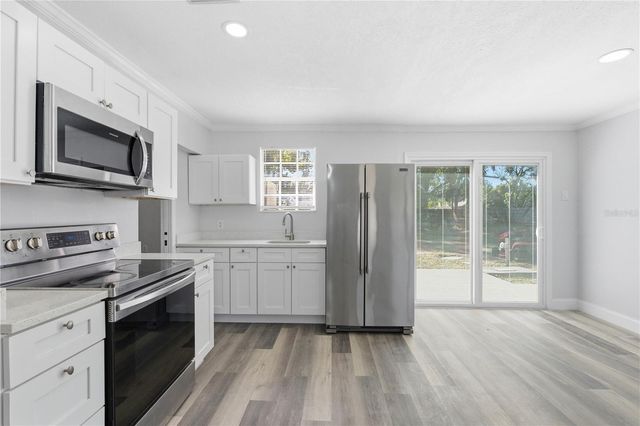 8902 W NORFOLK STREET, Tampa, FL 33615