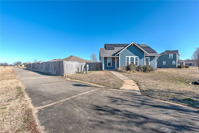1316 S Lyndon Crossing, Fayetteville, AR 72704
