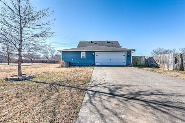 1316 S Lyndon Crossing, Fayetteville, AR 72704