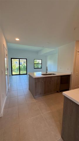 2526 Pierce St 1, Hollywood, FL 33020