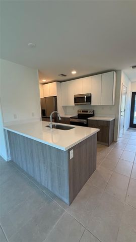 2526 Pierce St 1, Hollywood, FL 33020