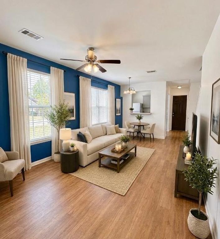 2302 Colorado Street D, Houston, TX 77007