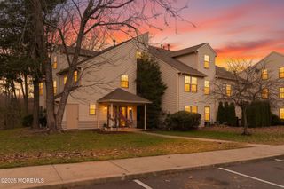 201 Begonia Court, Jackson, NJ 08527