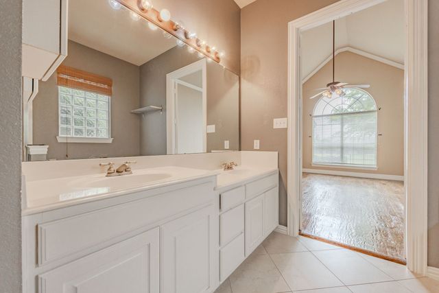 2200 Stone Creek Drive, Mckinney, TX 75072