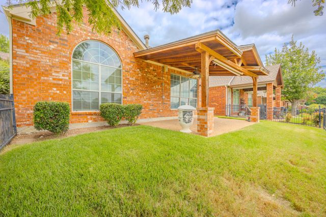 2200 Stone Creek Drive, Mckinney, TX 75072