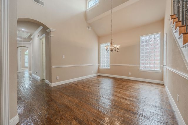 2200 Stone Creek Drive, Mckinney, TX 75072