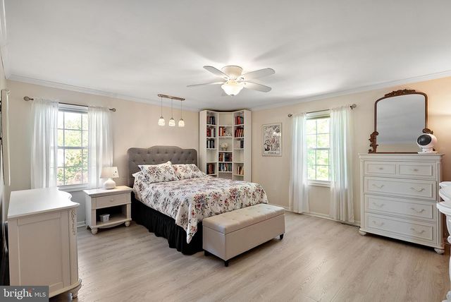 40 SILVERWOOD BLVD, Newark, DE 19711