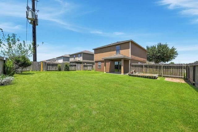 618 Enchanted Springs Drive, Rosenberg, TX 77471