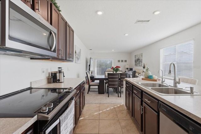 812 BROOKLET DRIVE, Davenport, FL 33837