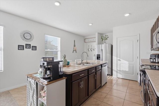 812 BROOKLET DRIVE, Davenport, FL 33837