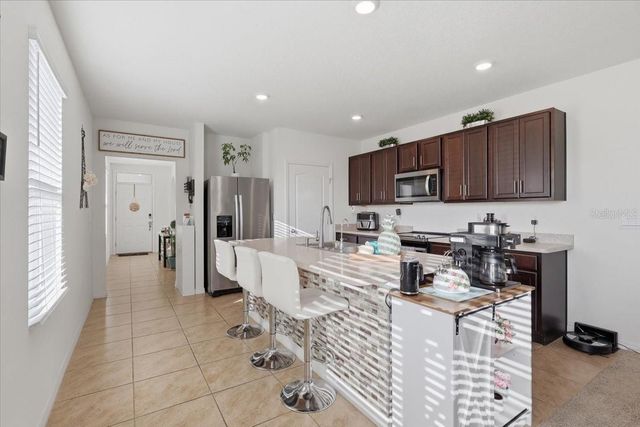 812 BROOKLET DRIVE, Davenport, FL 33837