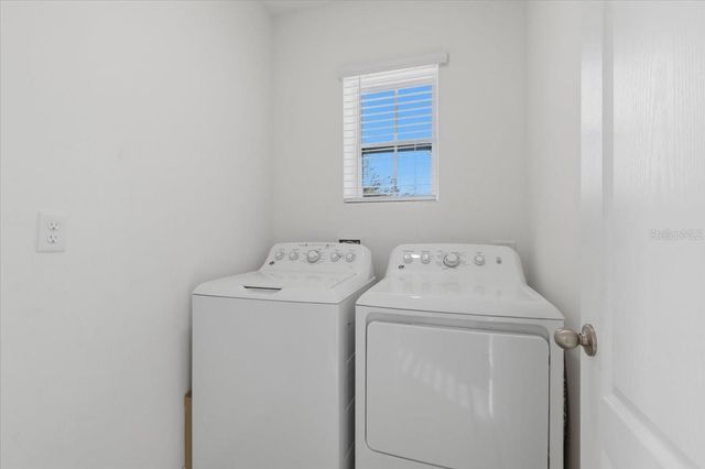 812 BROOKLET DRIVE, Davenport, FL 33837