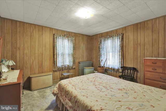 2012 SPRING ST, Reading, PA 19609