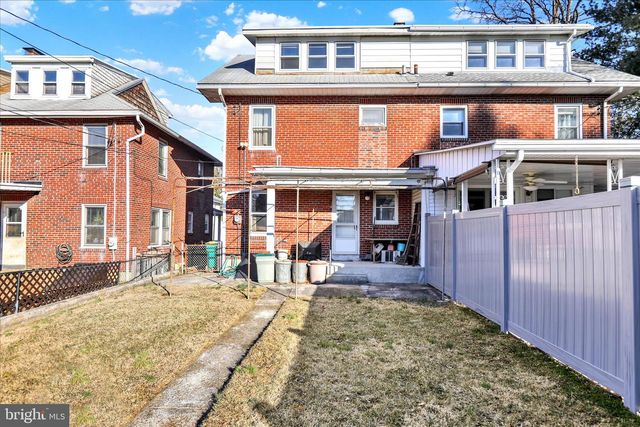 2012 SPRING ST, Reading, PA 19609