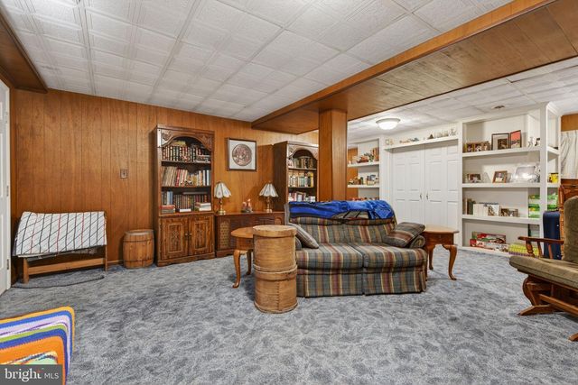 960 NISSLEY RD, Lancaster, PA 17601