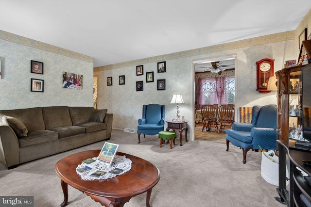 960 NISSLEY RD, Lancaster, PA 17601