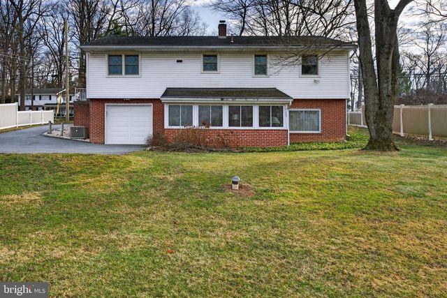 960 NISSLEY RD, Lancaster, PA 17601