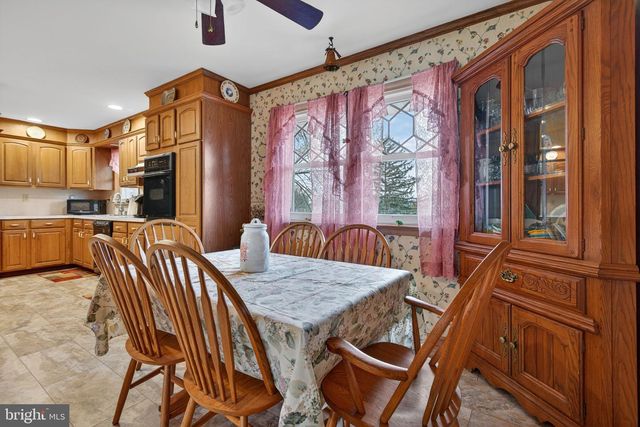 960 NISSLEY RD, Lancaster, PA 17601