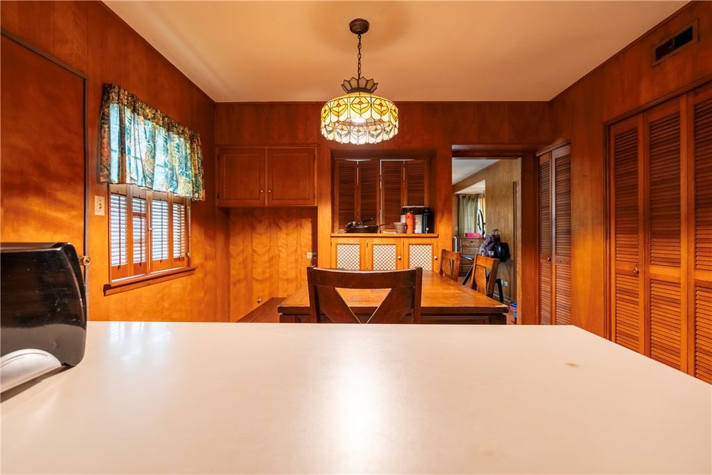 110 Barton Street, Hearne, TX 77859 — photo 4