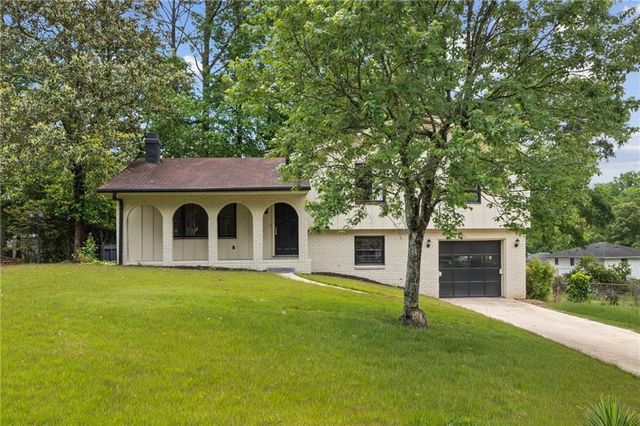2209 Willoby Court, Morrow, GA 30260